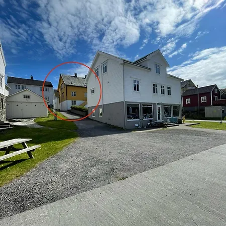 Apartment Fredelig Leilighet Ved Ona Fyr Alesund